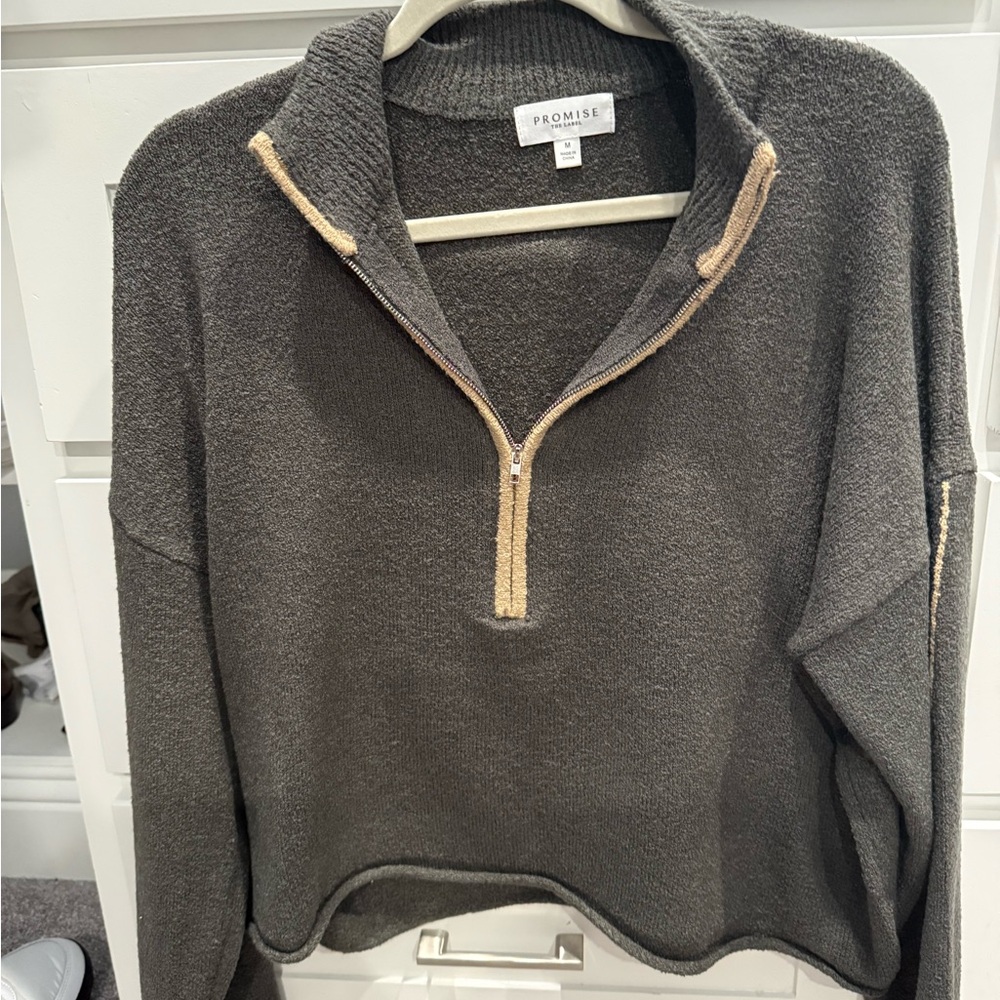 Promise Women's Charcoal and Tan Quarter-Zip Sweater